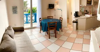 Cuisine ou kitchenette dans l'établissement Les Goélands