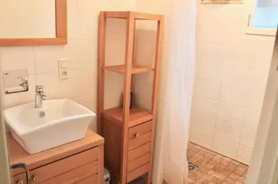 Salle de bains dans l'établissement Grande Maison Familiale entre lac et océan
