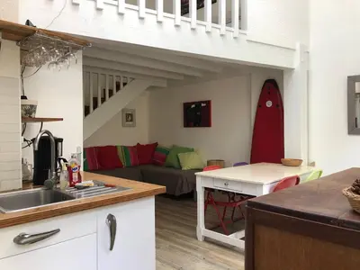 Cuisine ou kitchenette dans l'établissement SEIGNOSSE OCEAN- Résidence LA JUNCADE Agréable villa mitoyenne pour 6 personnes