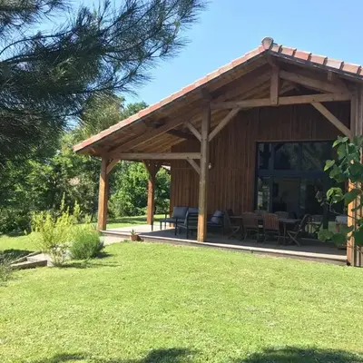 VILLA CATALAN