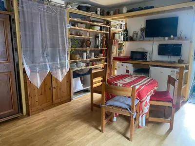 Cuisine ou kitchenette dans l'établissement Soustons plage Maison terrasse 2 pers Les villas du lac Tennis mini golf