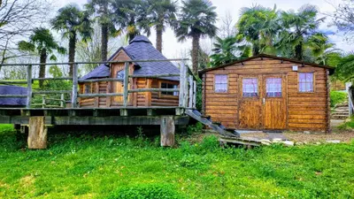 Jardin de l'établissement Domaine des Laminak