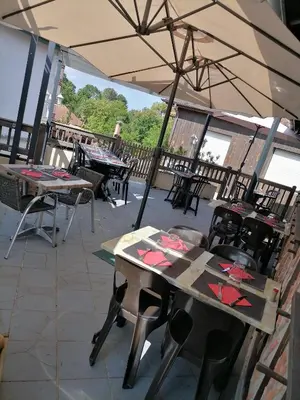Restaurant ou autre lieu de restauration dans l'établissement Le Fair Play