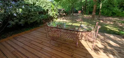 Jardin de l'établissement Gite 4kms plage grand domaine privé lacs natura 2000