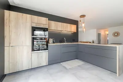 Cuisine ou kitchenette dans l'établissement Maison Gemme a Landes