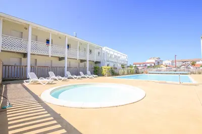 Piscine de l'établissement Ondine ou située à proximité