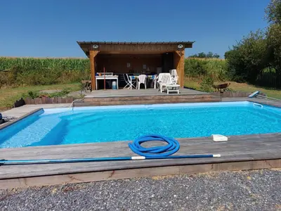 Piscine de l'établissement Gîte Izabeau ou située à proximité