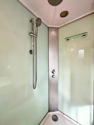 Salle de bains dans l'établissement Le Saint Roch - Hyper Centre - Clim - Cosy - Rénové