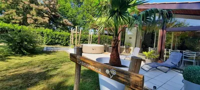 Jardin de l'établissement Maison sur le Bassin d'Arcachon