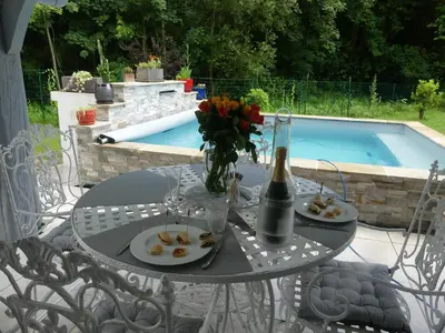 Piscine de l'établissement Toki Eder chez Marisol, piscine chauffée, décoration soignée et océan à 15 minutes entre Bayonne et Hossegor ou située à proximité