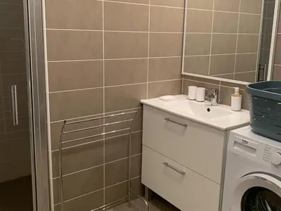 Plan de l'établissement Appartement Moderne Centre-Ville Biscarrosse - Plage à Proximité - 4 Pers - WiFi et Parking Inclus - FR-1-319-443