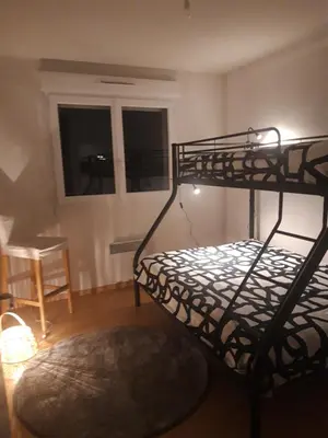 Un ou plusieurs lits dans un hébergement de l'établissement T3 duplex lumineux en centre-ville (plage à 10mn)