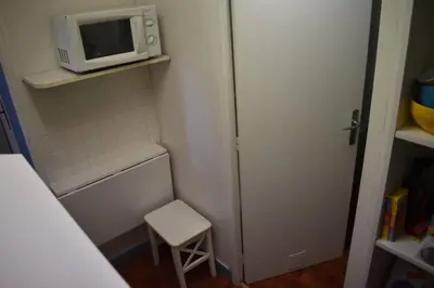 Cuisine ou kitchenette dans l'établissement Cosy 2 Pièces Moulleau Centre à deux pas de la Plage