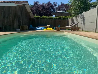 Piscine de l'établissement Maison Kyma ou située à proximité