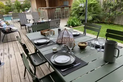 Jardin de l'établissement Sumptuous Cap Ferret Style House