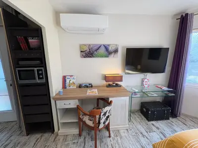 Cuisine ou kitchenette dans l'établissement Chambres d'Hôtes Villa Aquitaine