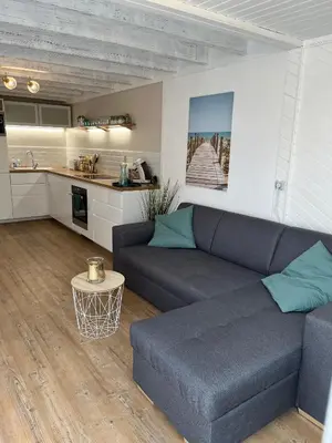 Cuisine ou kitchenette dans l'établissement Maisonnette à 300 m du lac de Biscarrosse