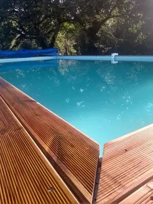 Piscine de l'établissement l'airial ou située à proximité