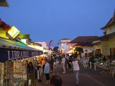 Clients de l'établissement A 200m de la plage - L'Océan -