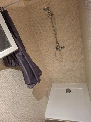 Salle de bains dans l'établissement Agréable Studio tout équipé