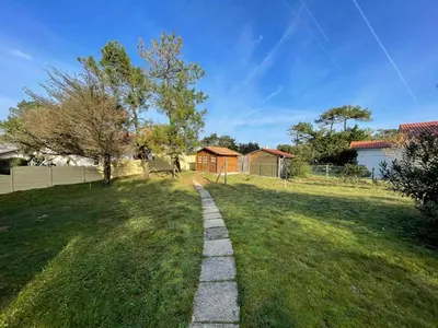 Jardin de l'établissement Maison familiale landaise à 350m de la plage avec garage, 4 chambres et jardin - FR-1-413-185