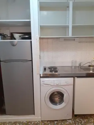 Cuisine ou kitchenette dans l'établissement Dax à pied! T1 2 étoiles centre ville balcon