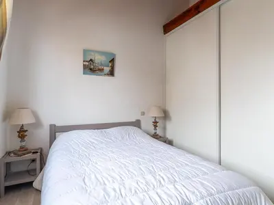 Un ou plusieurs lits dans un hébergement de l'établissement Mimizan Plage: Appartement T2 Mezzanine 2 étoiles, 4 pers, vue océan, parking inclus - FR-1-50-86