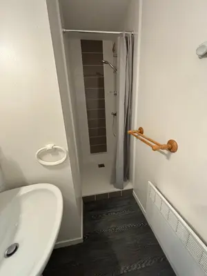 Salle de bains dans l'établissement Cap Océan