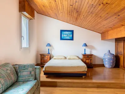 Un ou plusieurs lits dans un hébergement de l'établissement Duplex centre station Biscarrosse 6 pers, terrasse, WIFI, parking, équipements complets - FR-1-521-193