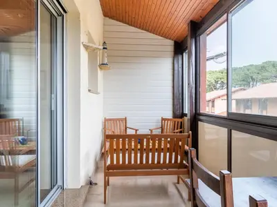 Balcon ou terrasse dans l'établissement Duplex centre station Biscarrosse 6 pers, terrasse, WIFI, parking, équipements complets - FR-1-521-193