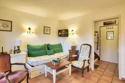 Coin salon dans l'établissement Les Maisons du Domaine du Golf de Pinsolle - maeva Home - Maison 3 pièces 6 personnes - Sélection - super Home MAE-6374