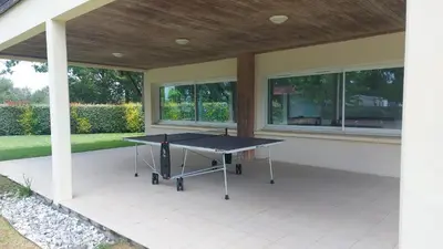 Tennis de table au sein de l'établissement T2, 50m du lac, PISCINE, WIFI, jardin terrasse sans vis-à-vis, 1 à 4 pers ou à proximité