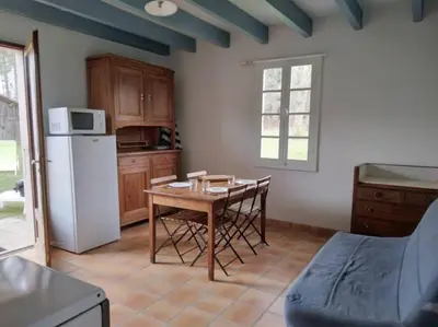 Cuisine ou kitchenette dans l'établissement LE PETIT FROUAS SUD