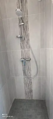Salle de bains dans l'établissement chambre au pied de la forêt