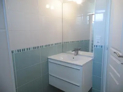 Salle de bains dans l'établissement Piédile