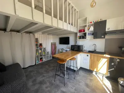 Cuisine ou kitchenette dans l'établissement Bocage 1