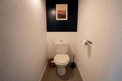 Salle de bains dans l'établissement Chaleureux appartement à 500m de l’océan et 150m du Golf Moliets-Plage