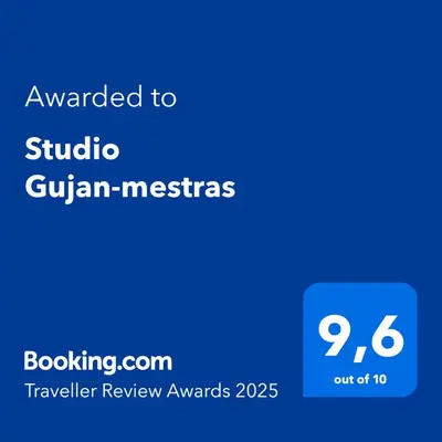Certificat, récompense, panneau ou autre document affiché dans l'établissement Studio Gujan-mestras