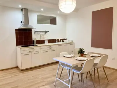 Cuisine ou kitchenette dans l'établissement Les Halles 1 - Central - Spacieux - Moderne