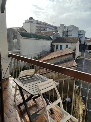 Balcon ou terrasse dans l'établissement Studio proche centre-ville et gare