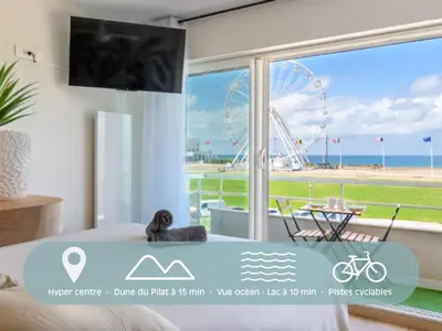 Télévision ou salle de divertissement dans l'établissement --Aux portes de l'océan-- Première ligne vue imprenable Biscarrosse-Plage