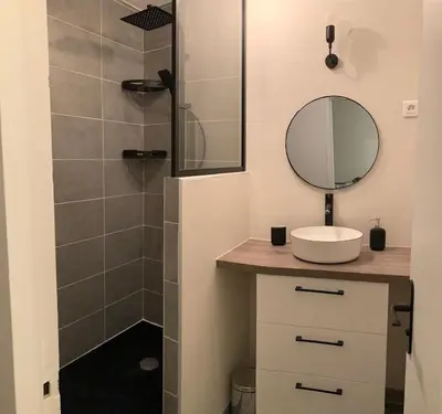 Salle de bains dans l'établissement --Aux portes de l'océan-- Première ligne vue imprenable Biscarrosse-Plage