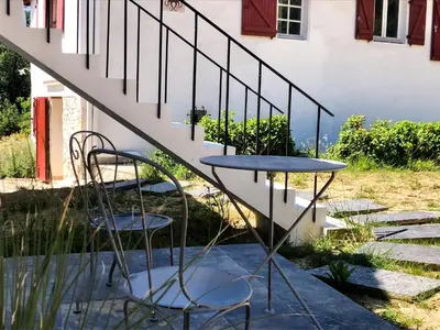 Balcon ou terrasse dans l'établissement L'adret du bois