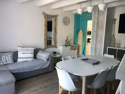 Coin salon dans l'établissement Villa de vacances Vieux Boucau