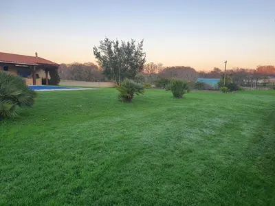 Jardin de l'établissement Le Domaine de Laurolie