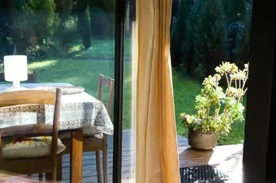 Jardin de l'établissement YOG Studio