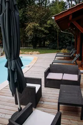 Piscine de l'établissement Les cabanes de l'océan, Villa confort proche plage sauvage ou située à proximité