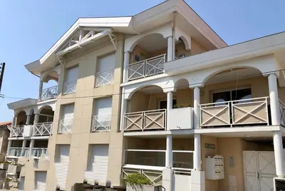 Balcon ou terrasse dans l'établissement VILLA MARINA 2 pieces avec parking et wifi centre