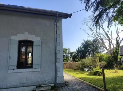 Jardin de l'établissement Appartement 4/6 pers, jardin, 6 km de la plage