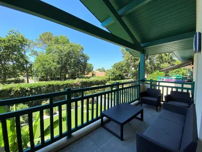 Balcon ou terrasse dans l'établissement Bel Appartement Rénové, Terrasse, Parking Privé - FR-1-239-826